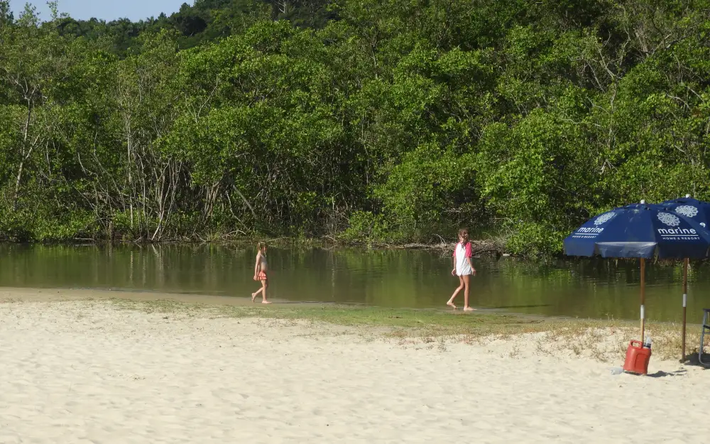 Praia Ponta das Canas